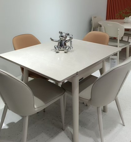 Baboa Tempered Glass Extendable Dining Table